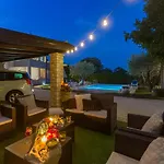 Lesa Apartman