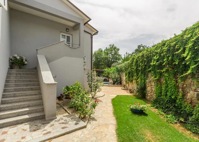 Lesa * Rovinjsko Selo