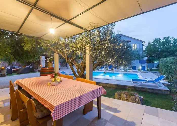 Lesa * Rovinjsko Selo